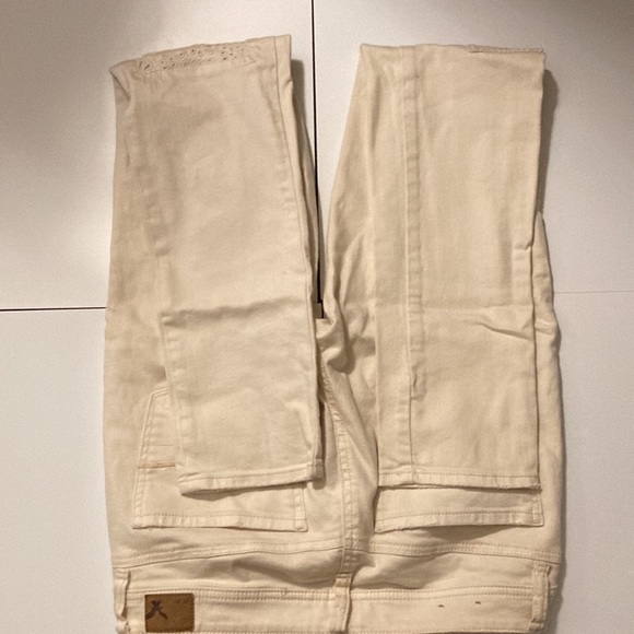 White/cream American eagle skinny jeans - Picture 8 of 8